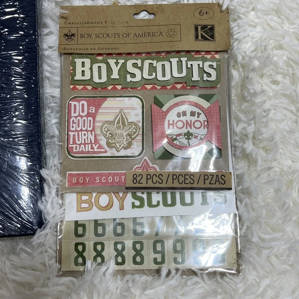 Boy Scouts of America 12 x 12 Photo Scrapbook Album Paper Embellishments Kits